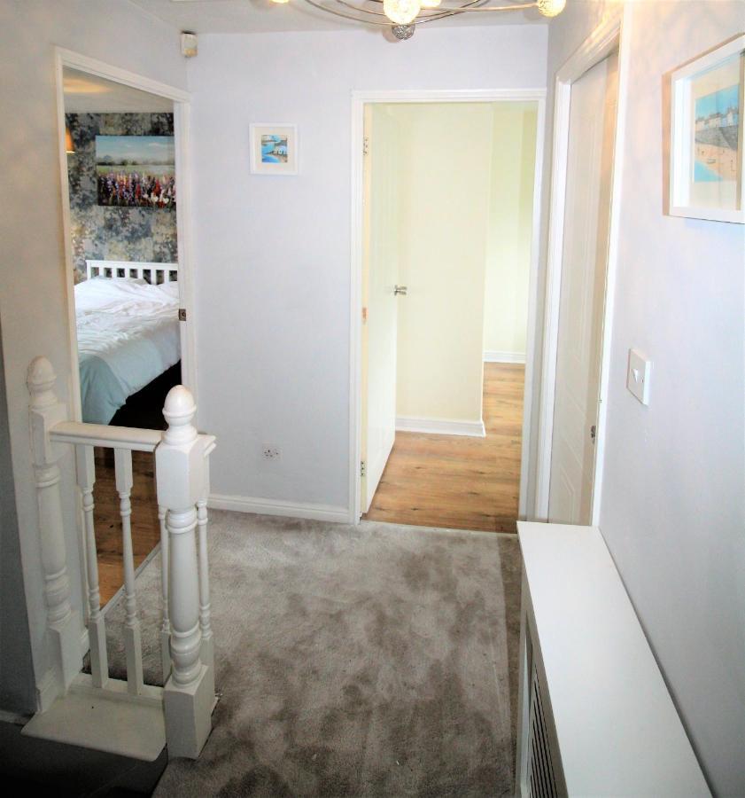 Doncaster - Warmsworth - Great Customer Feedback - 3 Bed Detached House - Private Garden & Parking Plus Garage - Quiet Cul De Sac Location - Dog Friendly - Fast Wifi - Close To Motorway Access Buitenkant foto